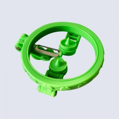 Round apple and potato peeler for home kitchen